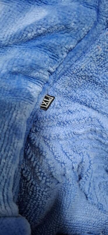 tek pencek: Uniseks hamam xalatları, yumşaq və rahat materialdan hazırlanmışdır — 3