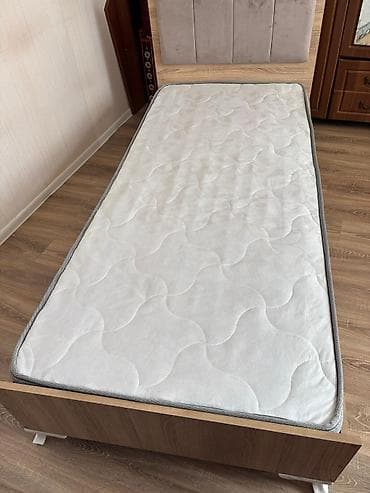 ortopedik matras: Bir nəfərlik çarpayı və döşək dəsti - Ölçü: təqribi 90x200 sm (bir — 1