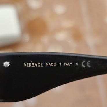 papaq sekilleri: Gün eynəyi, Versace, Yeni — 5