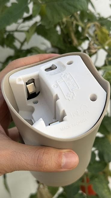 Avtomatik hava təravətləndirici dispenser - Rəng: bej - Dekor: alt — 2