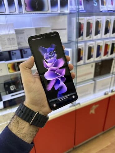 samsung fold 3 qiymeti: Samsung Galaxy Z Flip 3, 256 GB, rəng - Qara, Zəmanət — 2