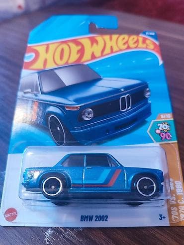 Hot Wheels kolleksiya seriyası – metal tökmə (die-cast) miqyaslı