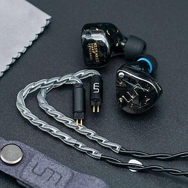 ipohone 7: Unique Melody MEST MKII - audiophile earphones Driver Types Dynamic — 2