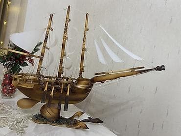 heykeller: Taxta yelkənli gəmi maketi – dekorativ əl işi - Material: ağac (əl — 1