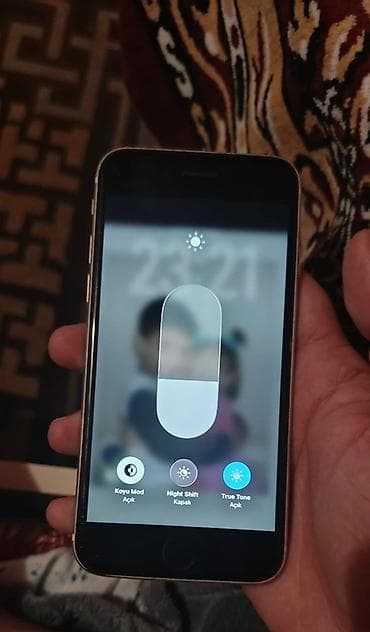ipad min 5: IPhone SE 2020, 128 GB, Ağ, Barmaq izi — 2