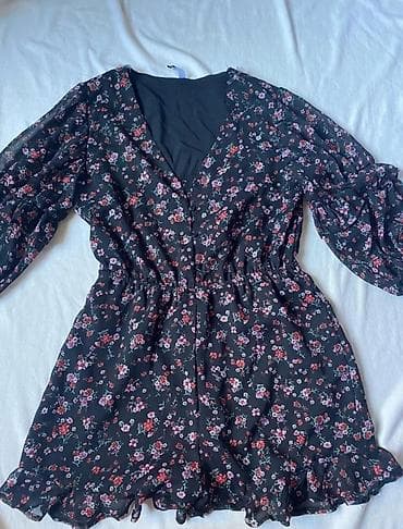 koja donlar: New Yorker den alınıb 38 azn e.satilir 20 azn .1defe geyinilib. Yayda — 1