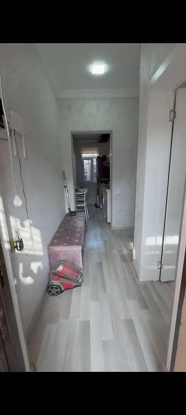 mirvari parkda ev satilir: Kirayə mənzil, gündəlik yaşayış üçün uyğun. Mənzildə bir qonaq otağı — 7