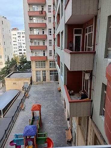 Badamdartda Azinko sirkətinin yuksək səviyyədə insa etdiyi bina — 1