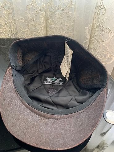 dini paltar: Kisi papaqlari Qiymet 10 Manat.yenidir…55,57,60,56 razmerleri var — 2