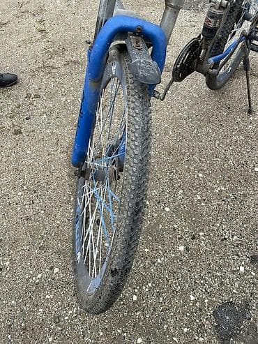 Детские велосипеды: Məhsul: Dağ tipli velosiped, mavi rəng Xüsusiyyətlər: - Tam asqılı — 4