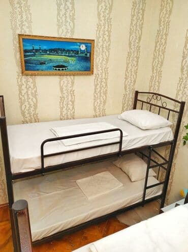 qutqaşınlı küçəsi: 📍 Ünvan: İçərişəhər metrosunun yaxınlığı, Təzə bəy hamamının yanı 🚇 — 10