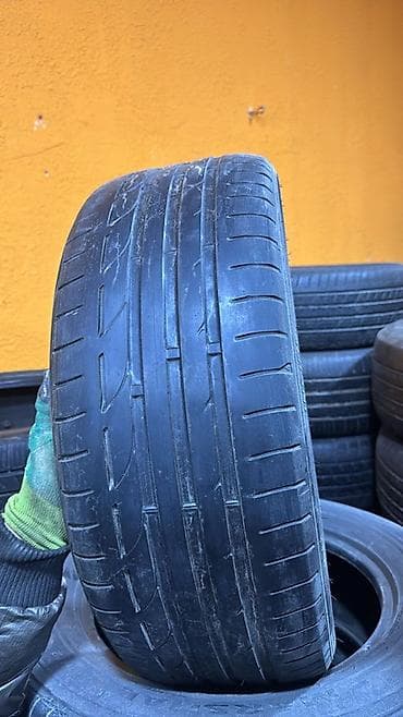 Шины: Məhsul: Avtomobil şinləri (yay/protektor yönümlü) Ölçülər: - 275/40 — 10