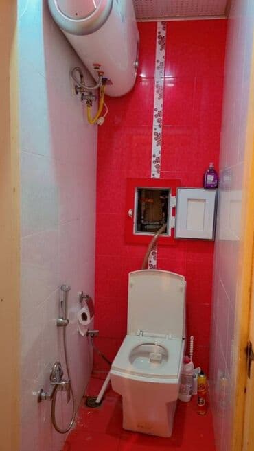 kiraye evler xacmaz: Yeni günəşli,daş karxanasının yanında,9 mərtəbənin,5-ci mərtəbəsində,2 — 8