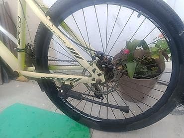 Dağ velosipedləri: Dağ velosipedi – “Adiabike/Adidas” yazılı çərçivə - Çərçivə: yüngül — 1