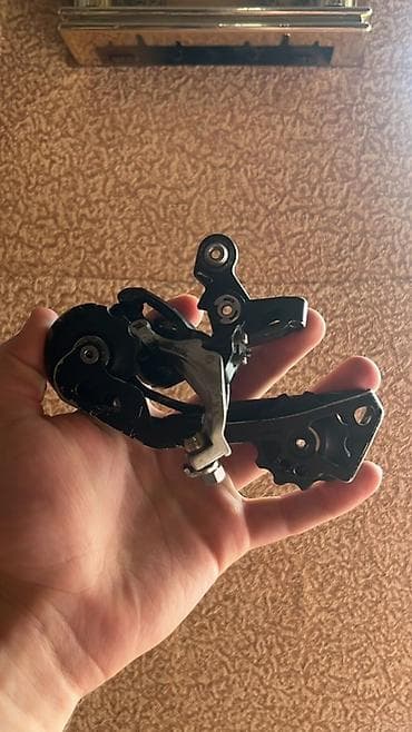 ural velosiped: Shimano Deore XT arxa keçid (rear derailleur) 10/11‑sürət Deore XT — 3