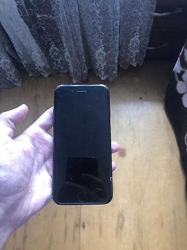 ayfon 7 32: IPhone 7, 32 GB, Qara, Barmaq izi — 2