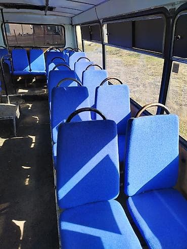 07 arxa kapot: Avtobuslar satilir.Real alicilar elaqe saxlasin.Razilasma yolu ile — 6