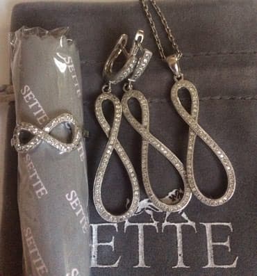 1 qram qizilin qiymeti: Dəstə daxildir: Üzük, Kulon, Sep, Gümüş, 925 Əyar — 2