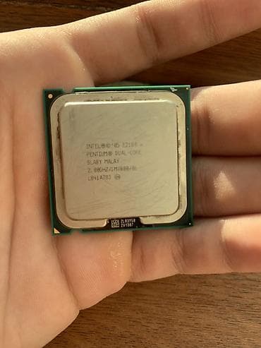 komputer plata: Masaüstü kompüter üçün hissələr dəsti Dəstdə olanlar: - Korpus — 9