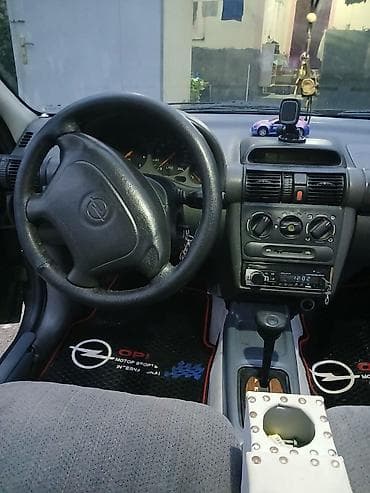 nissan note 1999: Opel Astra Caravan (ya da Astra F Universal) – yaşıl rəngli, 5 qapılı — 7