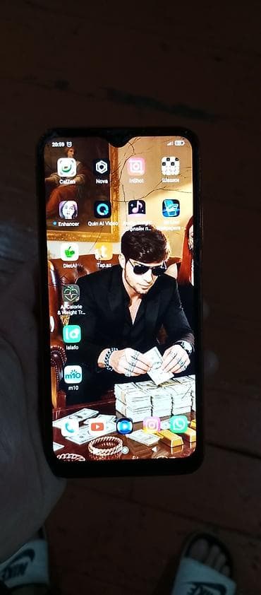 telefon goranboy: Redmi 9C, 4 GB, rəng - Narıncı, Qırıq — 4