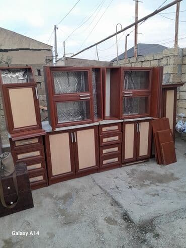 divan işlemiş: Kuxna mebeli satilir 3metr on santidi yaxsi veziyyetdedi abseron qobu — 1