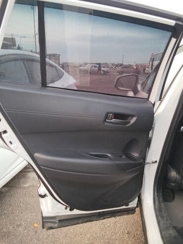 tayota carolla: Toyota hibrid sedan – geniş və texnoloji salon - Hibrid sistemli — 5