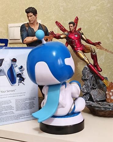 playstatio: ASTRO BOT “Phone and Tech Holder” – çoxfunksiyalı dekorativ stend - — 6