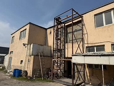 binə emlak: Icarəyə verilir: geniş istehsalat/anqudar sahəsi - Böyük açıq planlı — 5