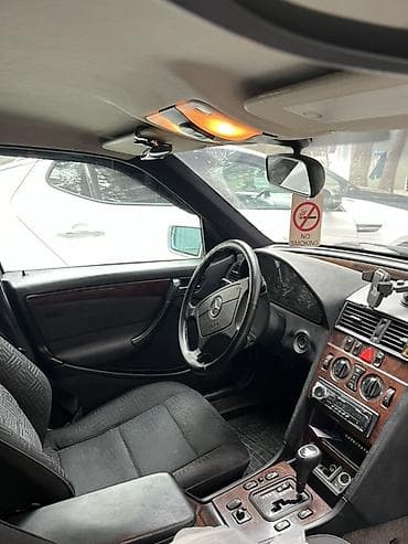 mercedes sprinter satilir: Mercedes-Benz C 180: 1.8 l | 1999 il Sedan — 9