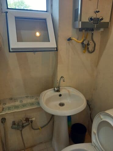 qarayevde 1 otaqli kiraye evler: 27 kv. m, 2 otaqlı — 14