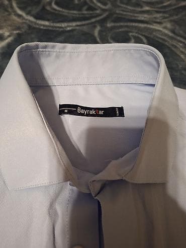 Razmer M Cəmi 2 dəfə geyinilib balaca olduğu üçün satılır Yaxşı