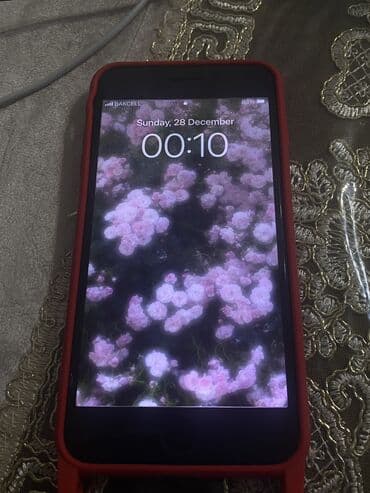 i̇phone 6s plus: IPhone 8 Plus, 64 GB, Qara, Barmaq izi — 5