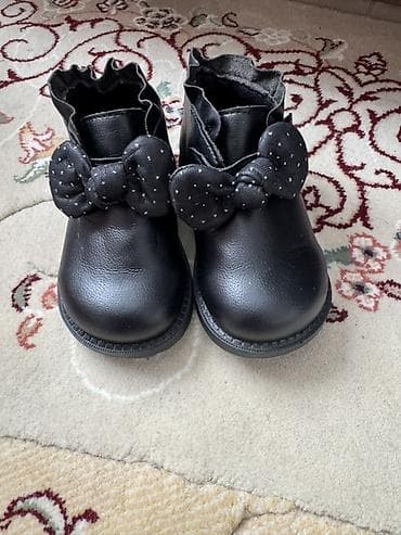 Qız uşaqları üçün qara botinka yeni - Model: uşaq botinkası, klassik lalafo.az -da Qız uşaqları üçün qara botinka yeni - Model: uşaq botinkası, klassik