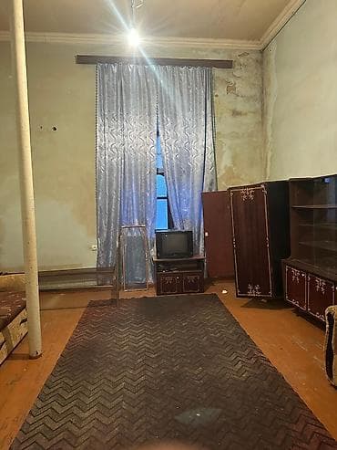 sabuncuda satllq evler: Satılır 1 otaqlı köhnə tikili 32 m², Sabunçu q. 🔥 SABUNÇUDA TƏCİLİ — 7