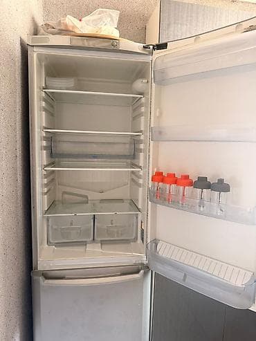 2 qapılı Indesit Soyuducu Satılır, rəng - Gümüşü — 2
