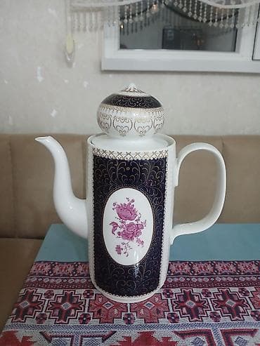 bezek bitkisi: Yeni, rəng - Ağ, Dəm caydanı, Farfor — 1