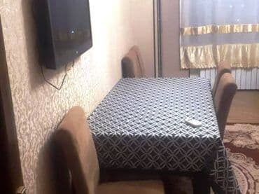 yataqxana tipli ucuz bina evləri: Nəsimi rayonu, Tbilisi prospektində yerləşən 2-otaqlı, sahəsi 55kv-m — 2