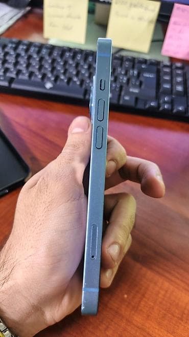 telefon iphone 16: IPhone 14, Mavi, Face ID — 2