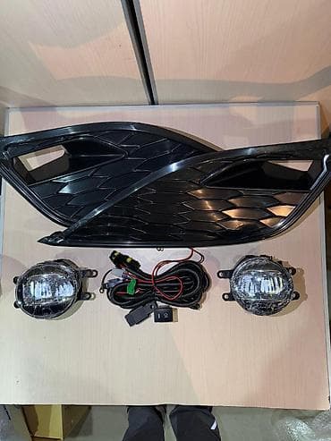 su daciki: Toyota Camry üçün orijinal işıq-optika və aksesuar dəsti Tərkib: - Ön — 3