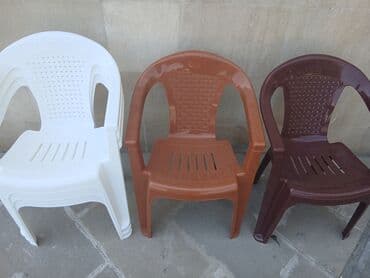 стулья бу: Plastik kreslolar bağ, balkon, kafe və ya digər açıq məkanlar üçün — 1