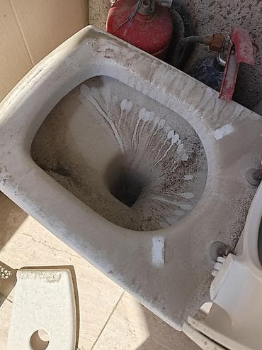 ritual samlar: Sanindusa unitazı əla vəziyyətdədir. Baca çatlayıb və — 2