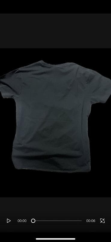 Мужская одежда: Qara basic t‑şört - Rəng: tam qara - Dizayn: dairəvi yaxalı, qısaqol — 2