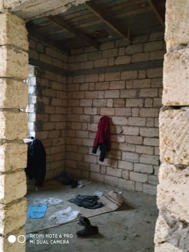 abseronda ev: Masazır 4 otaqlı, 120 kv. m, Kredit var, Təmirsiz — 6