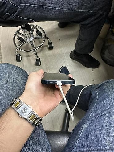 iphone adapter: IPhone 13, 128 GB, Mavi, Zəmanət, Simsiz şarj, Face ID — 3