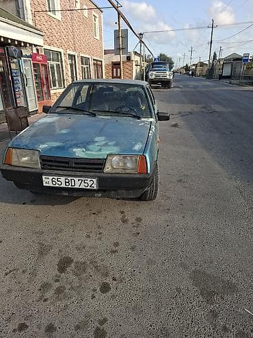 Model: Lada Samara (VAZ-2109), 5 qapılı hetçbek Rəng: göy/yaşıl tonlu