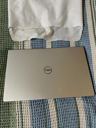 Dell 15 (model DCI5250) noutbuk Texniki göstəricilər: - Prosessor — 4