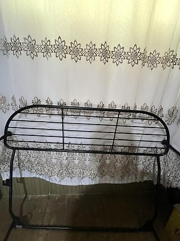 asılqanlar: Metal maşın baqaj ayrıcı heyvan saxlayanlar üçün idealdır — 3