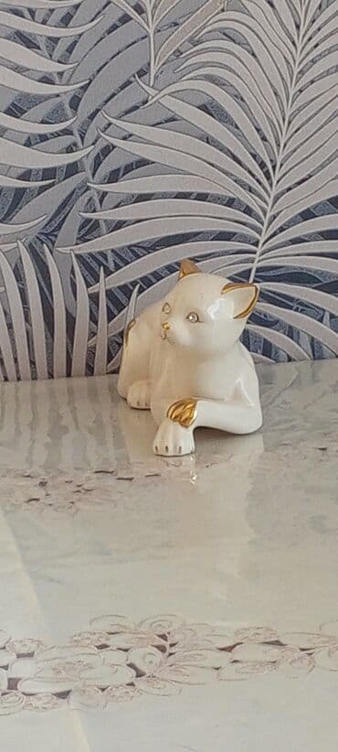 yeni il qutuları: Fiqur, Keramika, rəng - Ağ — 6