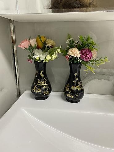 kala gulu: Vaza dəsti — 4